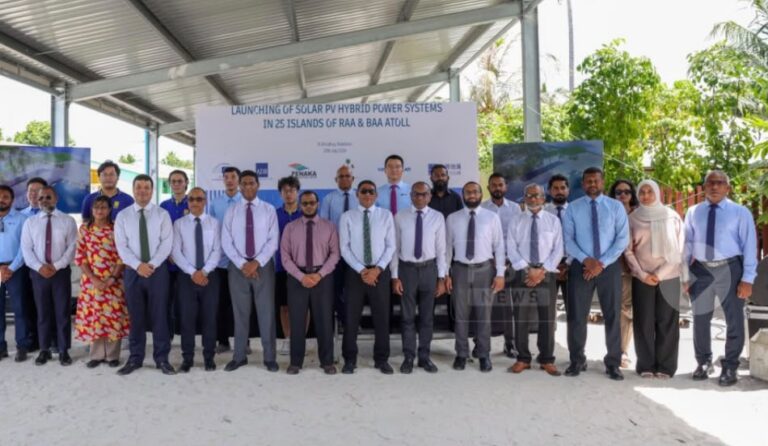 ރ. އަތޮޅާއި ބ.އަތޮޅުގެ 25 ރަށެއްގައި ސޯލާ ހައިބްރިޑް ނިޒާމު އިފްތިތާހުކޮށްފި