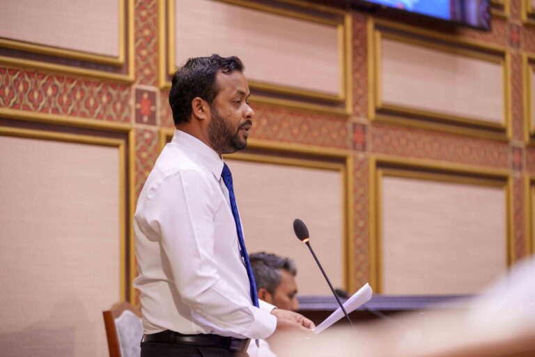 ކިހާދުއާއި ކުޑަރިކިލުގެ ފެނާއި ނަރުދަމާ އަންނަ އަހަރުގެ އޮކްޓޯބަރަށް ނިންމަނީ