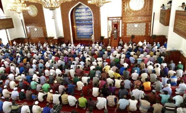 މަޑުމައިތިރިކަމާއި ރިވެތި އަހުލާގު އިސްކުރުމަށް އިސްލާމް ދީން ބާރު އަޅާ: ހުތުބާ