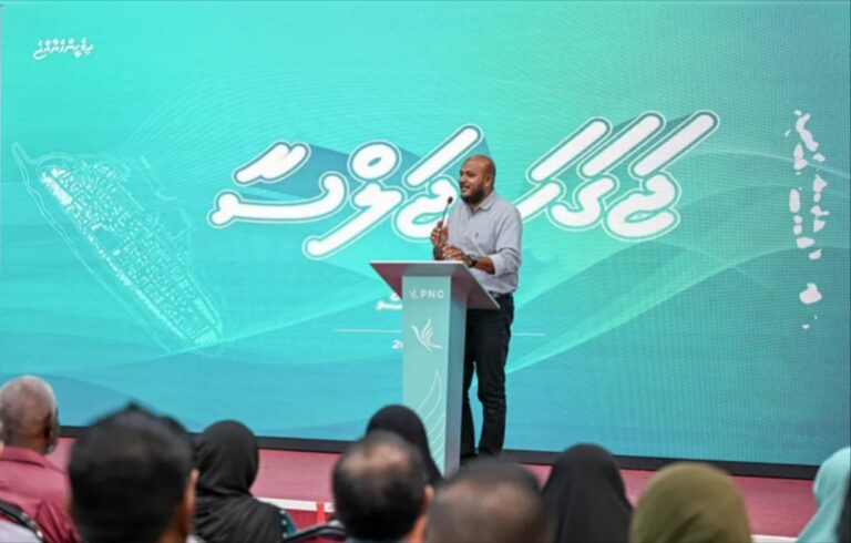 ޔާމީންގެ ދައުރުގައި އެންމެ ބުރަ މަސައްކަތެއް ކުރެއްވީ ރައީސް މުޢިއްޒު: ޝުޖާއު