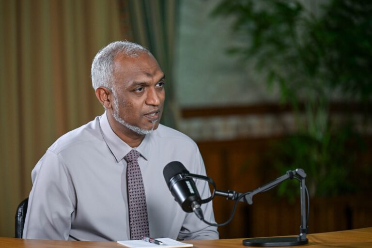 ރައީސްގެ އަމާޒު؛ ސިޔާސީ ފާޑުކިޔުންތަކަށް ސަމާލުކަން ނުދީ ވައުދުތައް ފުއްދުން