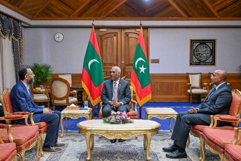 އިސްލާމިކް ޗެމްބަރ އޮފް ކޮމަރސްގެ އެސްޖީ، ރައީސްގެ އަރިހަށް އިޙްތިރާމުގެ ޒިޔާރަތެއް ކުރައްވައިފި