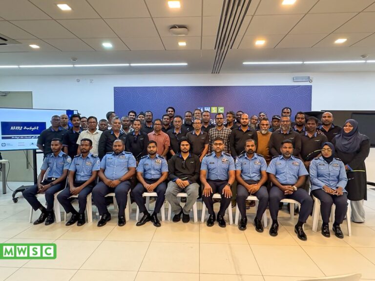 އެމްޑަބްލިޔުއެސްސީއާ ފުލުހުން ގުޅިގެން މަގުމަތީގެ ރައްކާތެރިކަމަށް ހޭލުންތެރިކުރުމުގެ ޕްރޮގްރާމެއް ބާއްވައިފި
