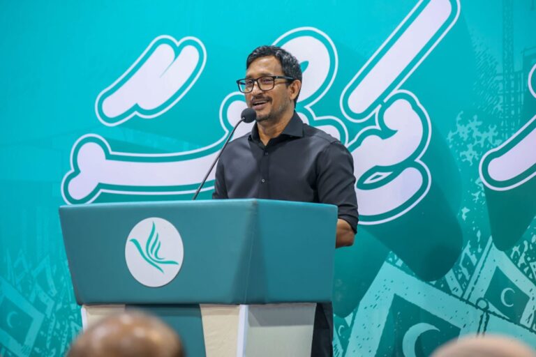 ފަލާހްގެ އެދުމެއް ޔާމީންއަށް: ފަޅު ރަށެއްގައި ގިނިކަންޏާ އިންވައިގެން ވިސްނަވާ!