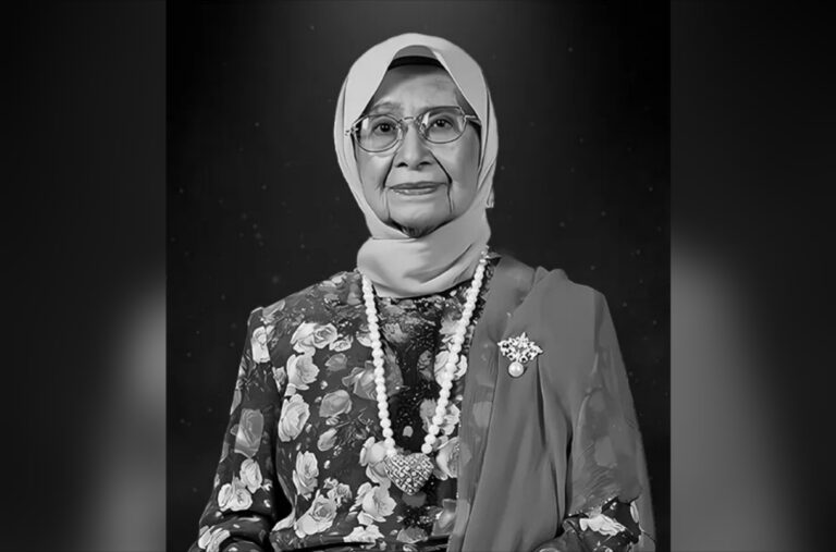މެލޭޝިއާގެ ކުރީގެ ބޮޑުވަޒީރުގެ އަނބިކަނބަލުން، އުމުރުފުޅުން 100 އަހަރުގައި އަވަހާރަވެއްޖެ