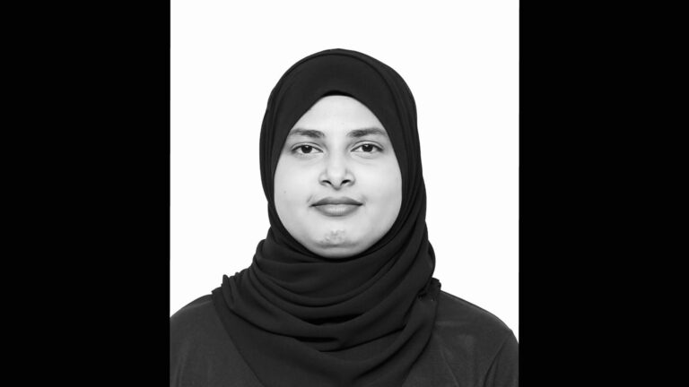 ސޯސަންމަގުގައި ހިނގި އެކްސިޑެންޓުގައި ނިޔާވި އަންހެން މީހާގެ އާއިލާއަށް ރައީސްގެ ތައުޒިޔާ